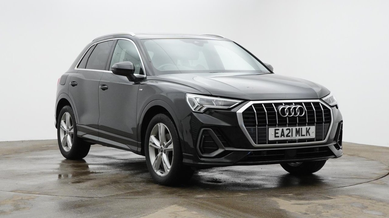 Main listing image - Audi Q3