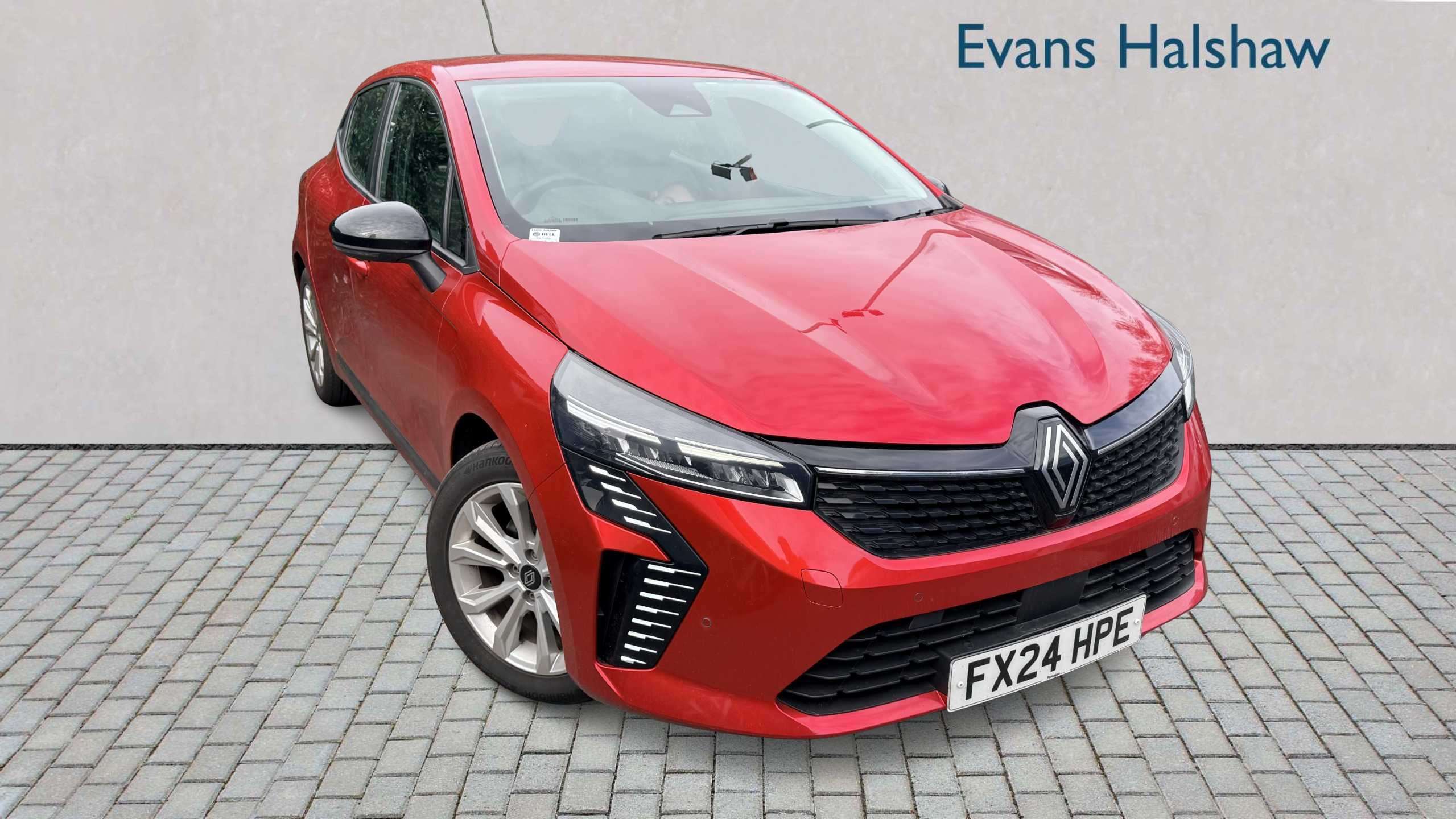 Main listing image - Renault Clio