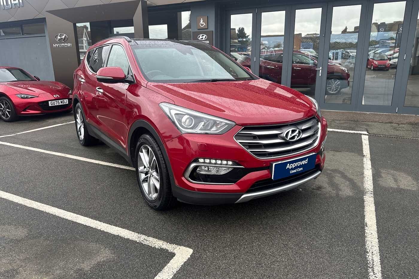 Main listing image - Hyundai Santa Fe