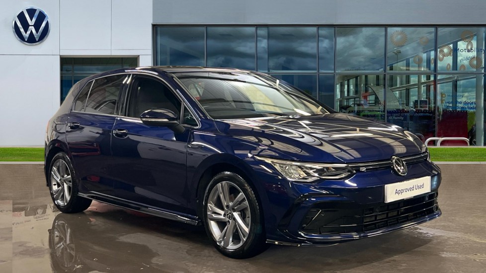 Main listing image - Volkswagen Golf