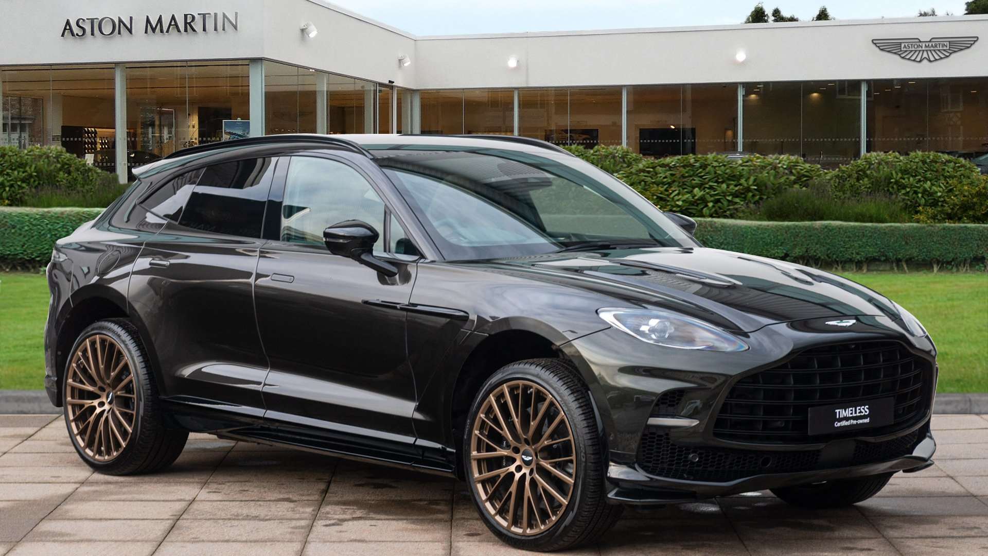 Main listing image - Aston Martin DBX