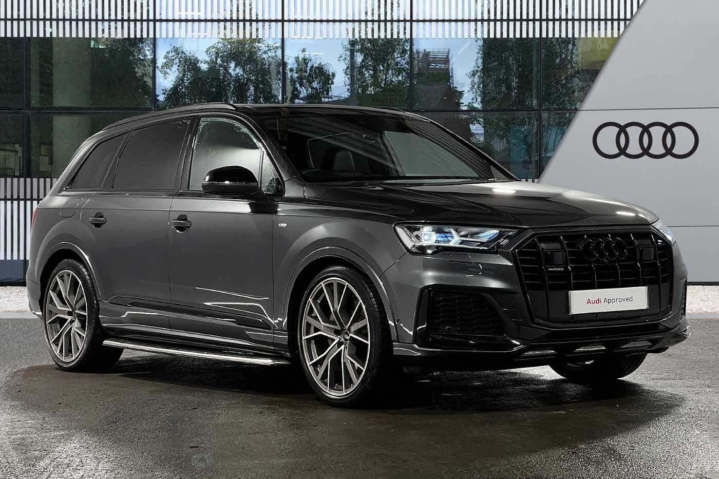 Main listing image - Audi Q7