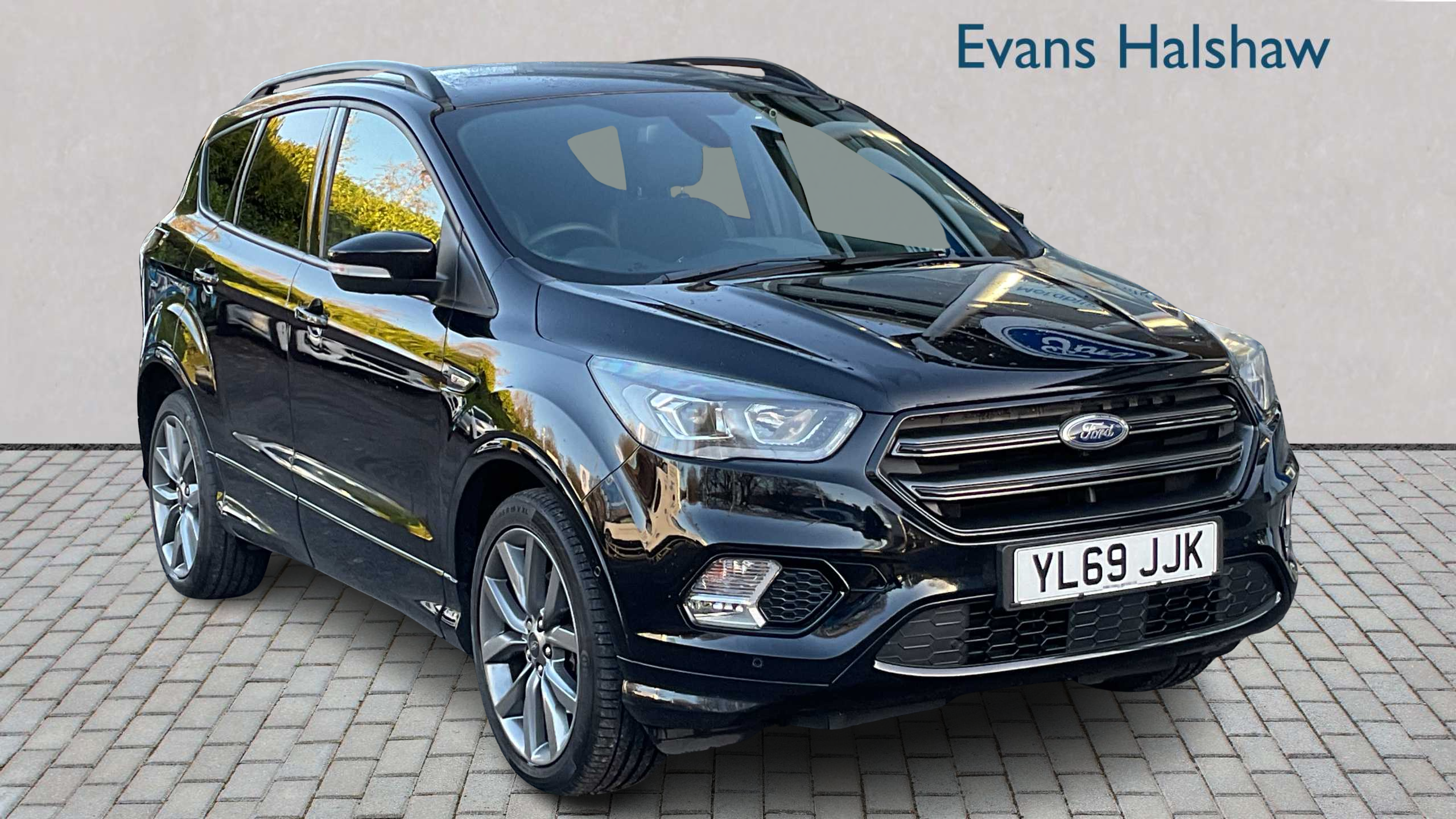 Main listing image - Ford Kuga