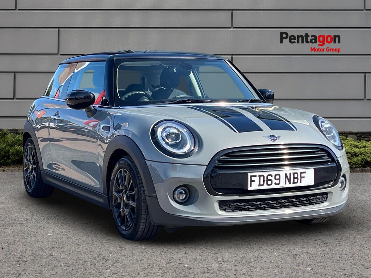 Main listing image - MINI Hatchback