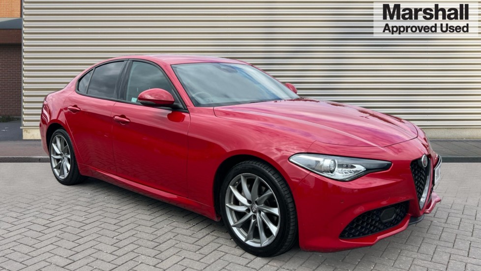 Main listing image - Alfa Romeo Giulia
