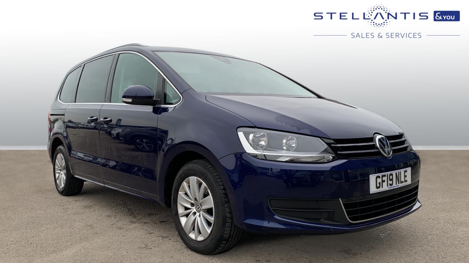 Main listing image - Volkswagen Sharan