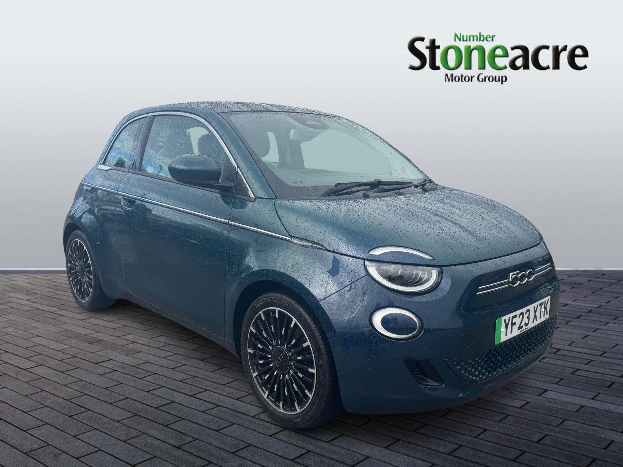 Main listing image - Fiat 500 Electric