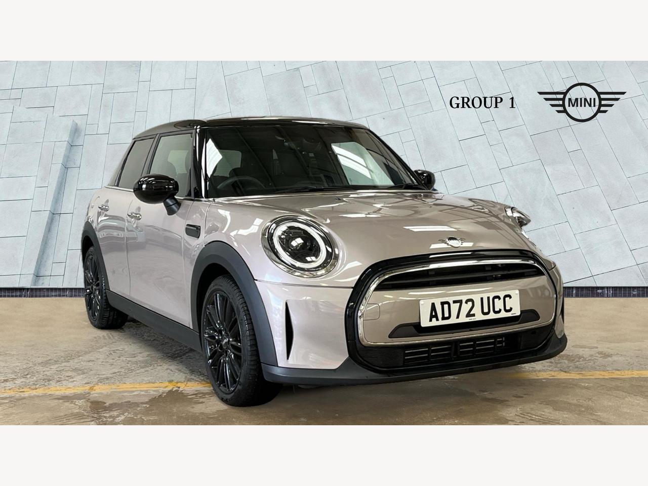 Main listing image - MINI Hatchback 5dr