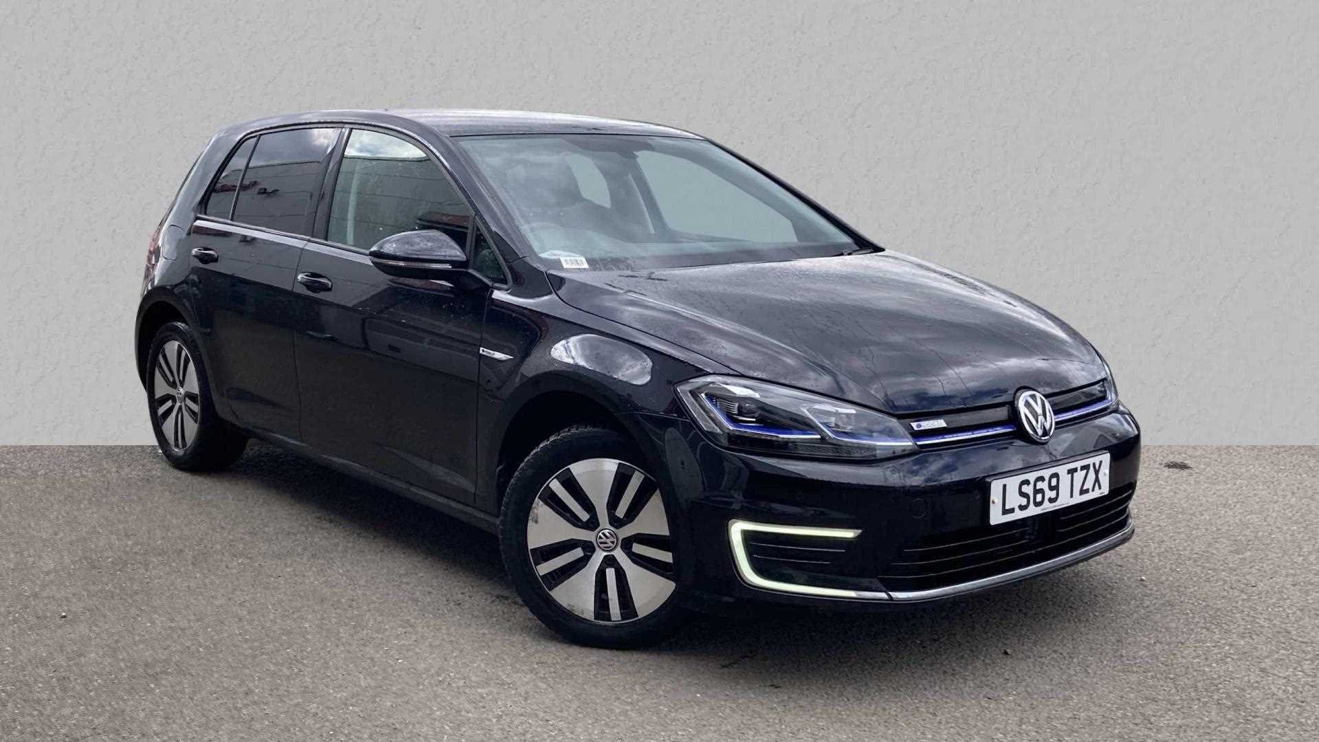 Main listing image - Volkswagen e-Golf