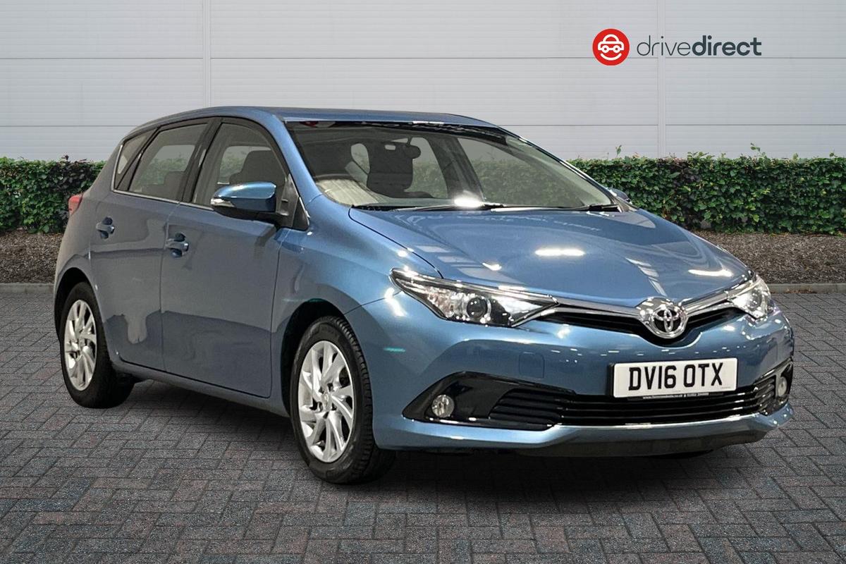 Main listing image - Toyota Auris