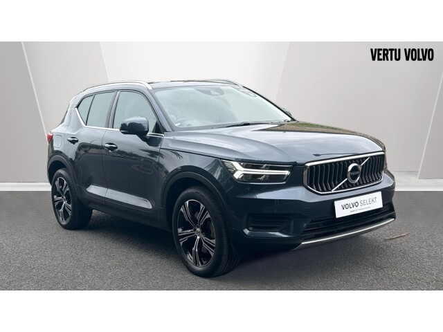 Main listing image - Volvo XC40 Recharge