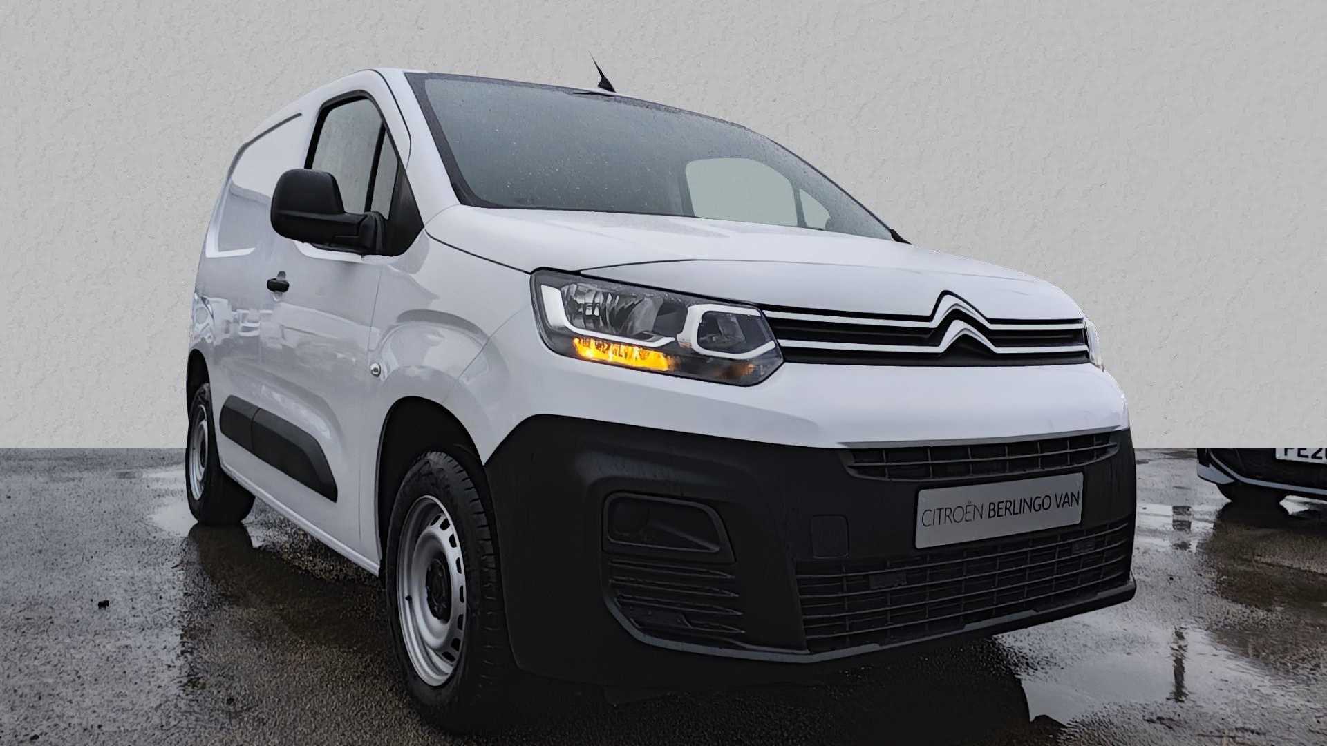 Main listing image - Citroen e-Berlingo