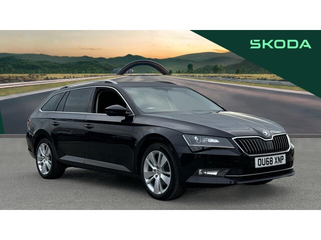 Main listing image - Skoda Superb Estate