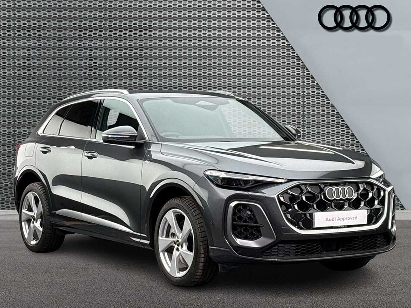 Main listing image - Audi Q5