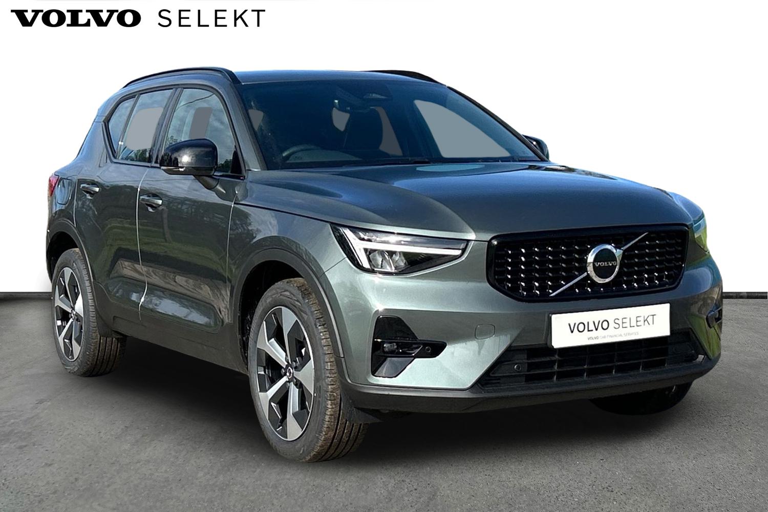 Main listing image - Volvo XC40
