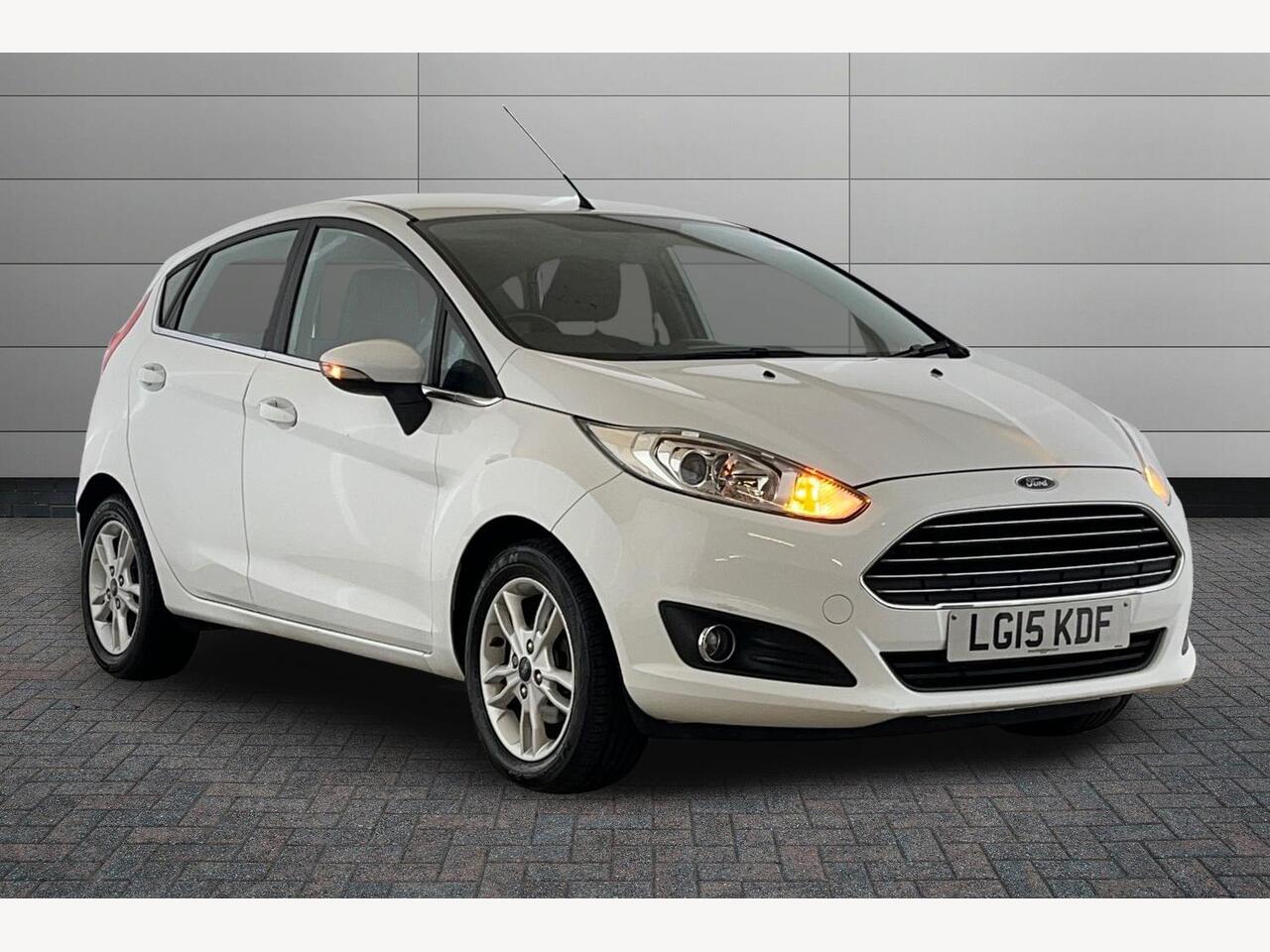 Main listing image - Ford Fiesta