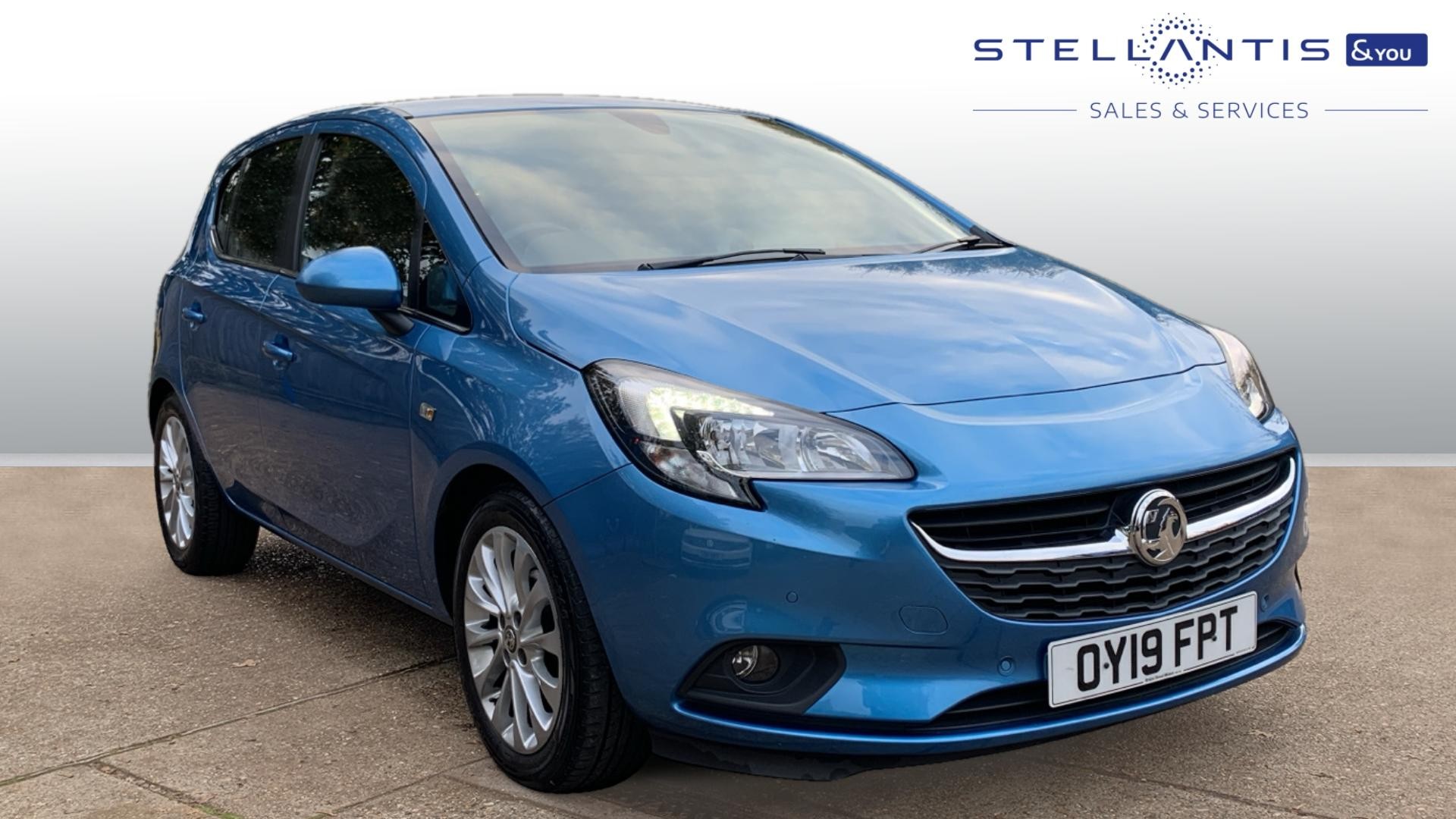 Main listing image - Vauxhall Corsa