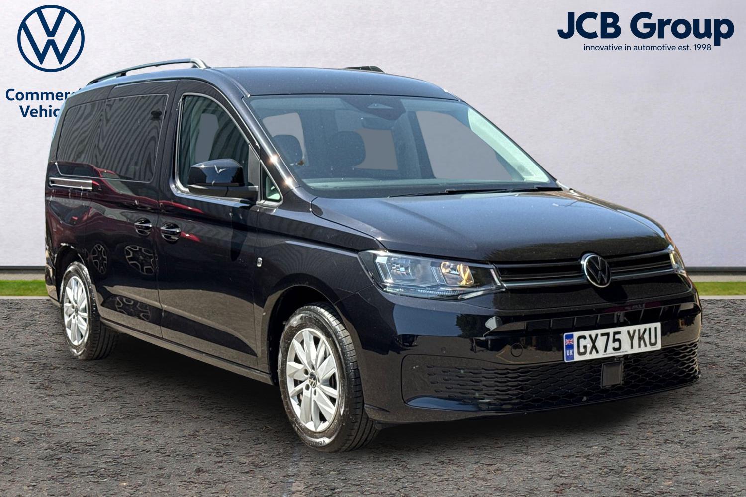 Main listing image - Volkswagen Caddy Maxi