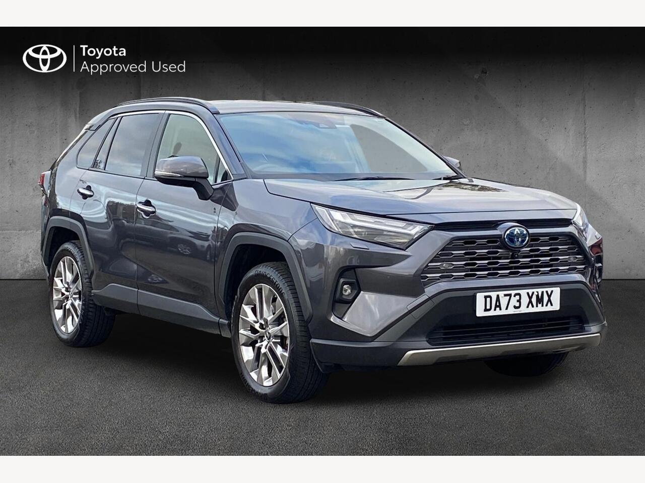 Main listing image - Toyota RAV4