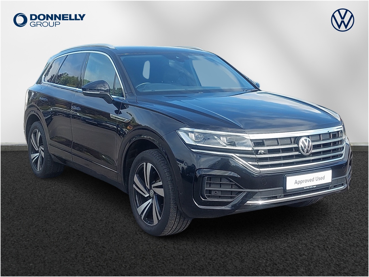 Main listing image - Volkswagen Touareg