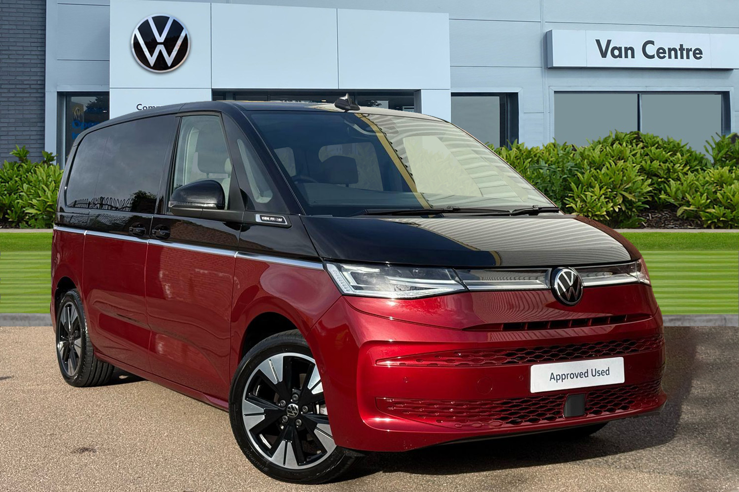 Main listing image - Volkswagen Multivan