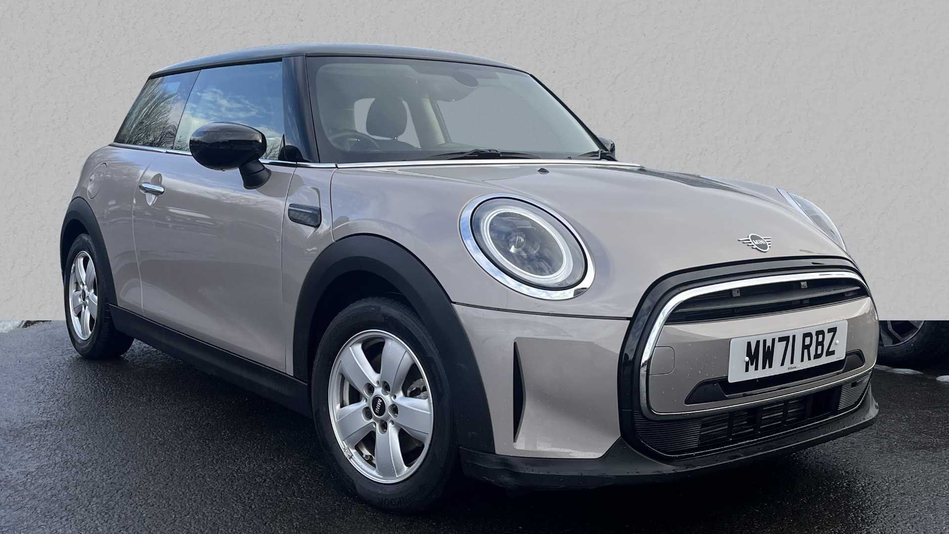 Main listing image - MINI Hatchback