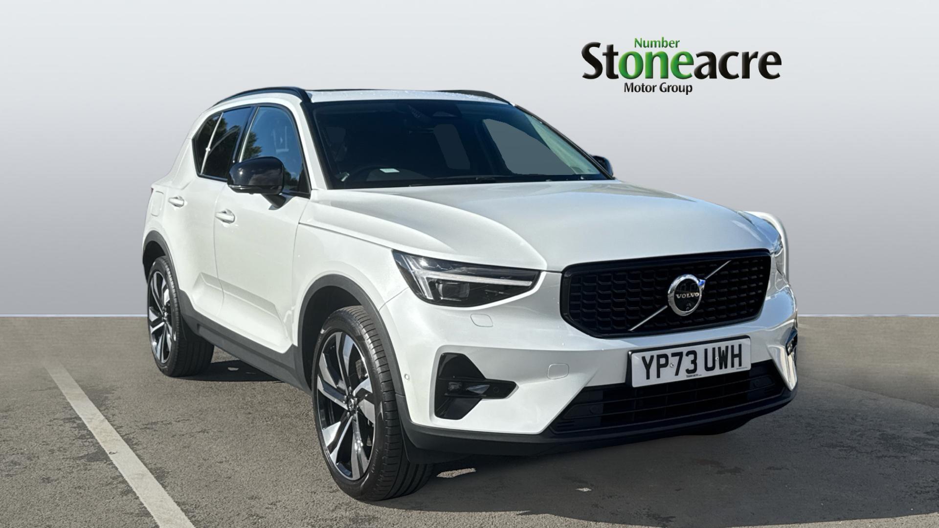 Main listing image - Volvo XC40