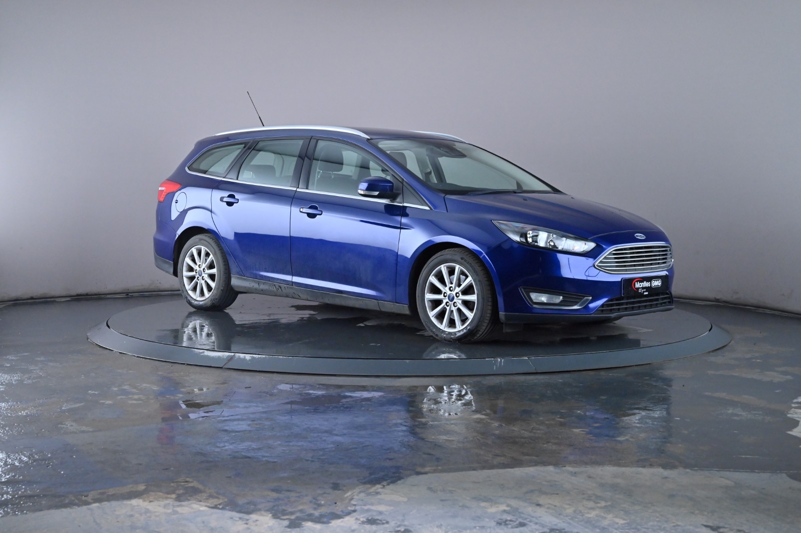 Main listing image - Ford Focus Estate