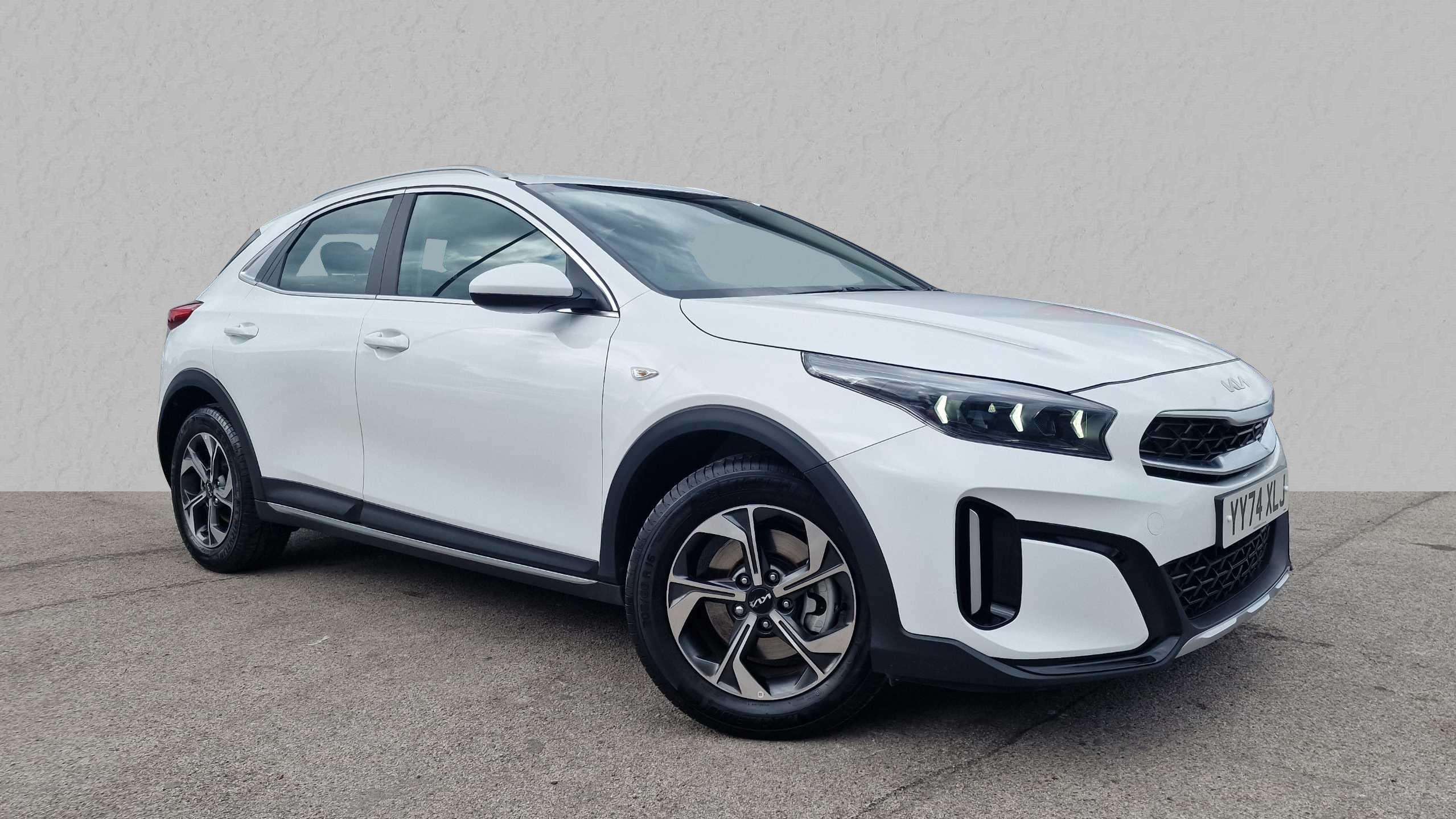 Main listing image - Kia XCeed