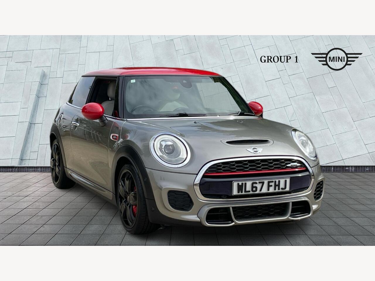 Main listing image - MINI Hatchback