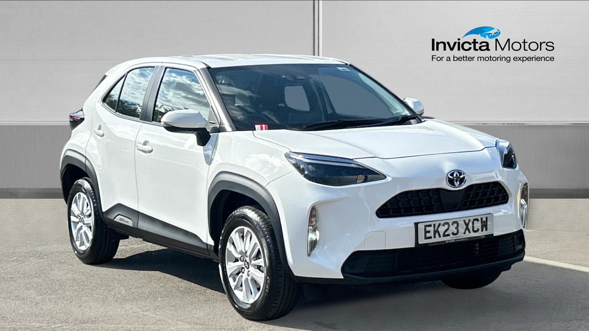 Main listing image - Toyota Yaris Cross