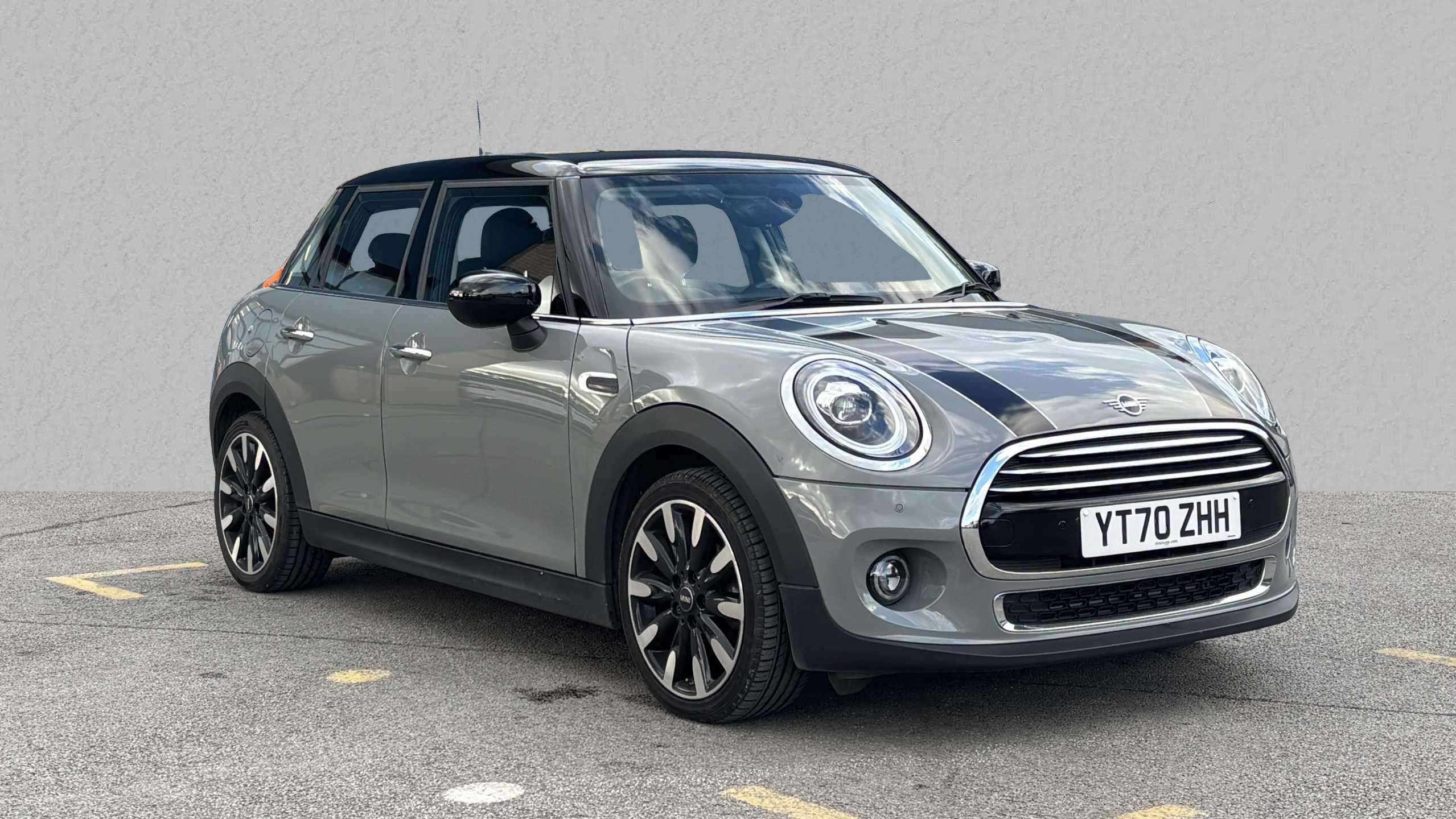 Main listing image - MINI Hatchback 5dr