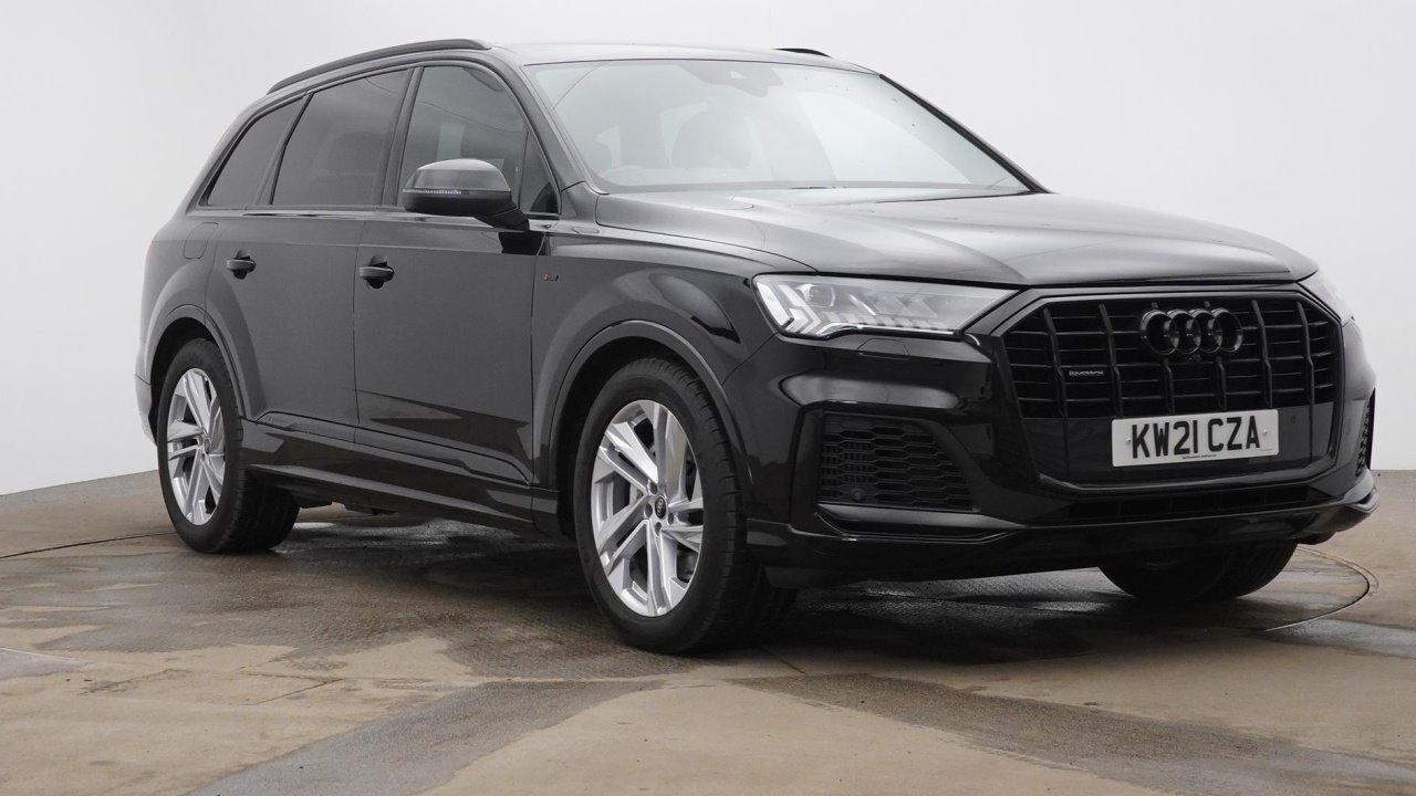 Main listing image - Audi Q7
