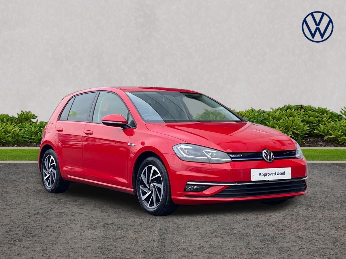 Main listing image - Volkswagen Golf