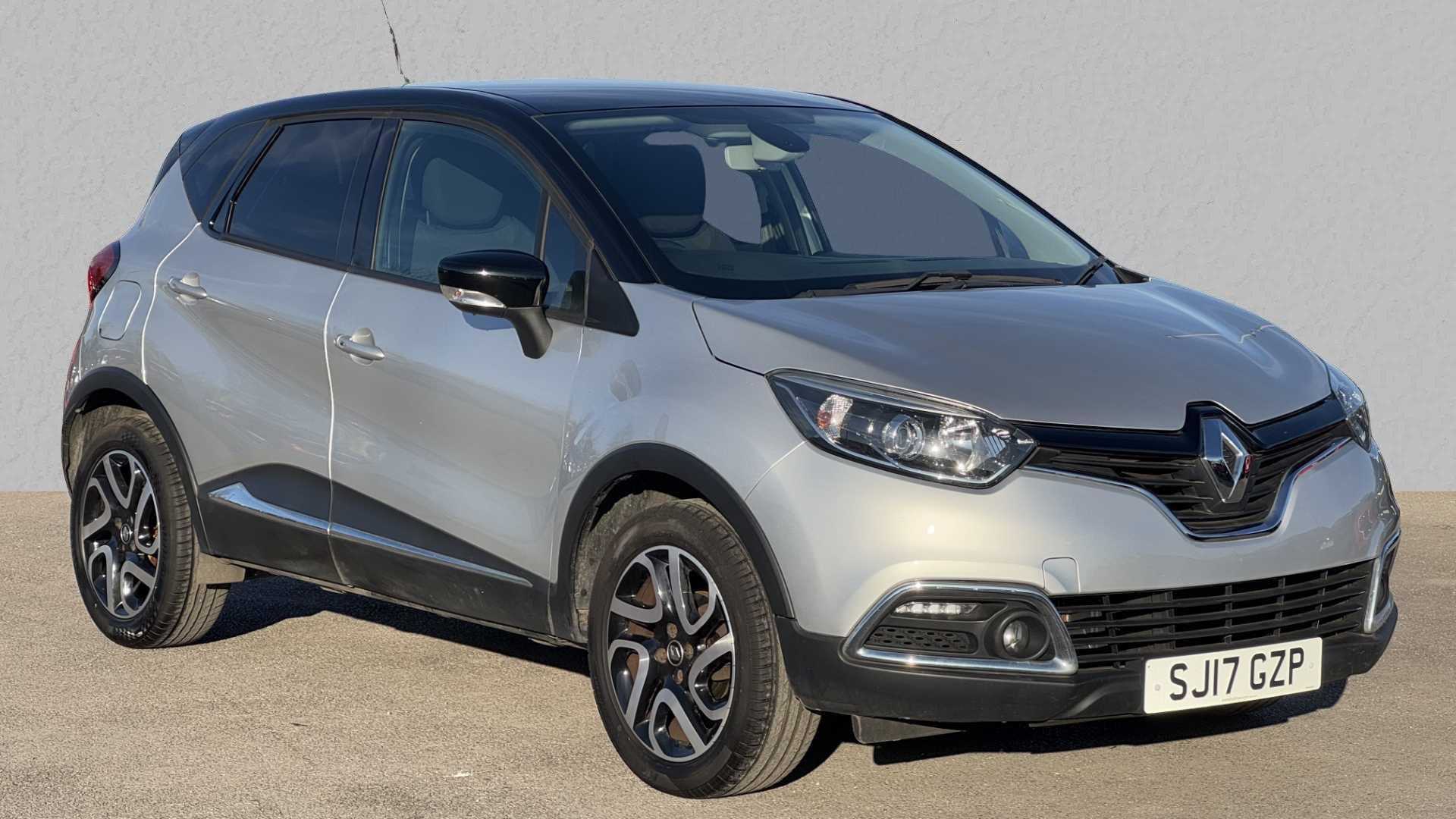 Main listing image - Renault Captur