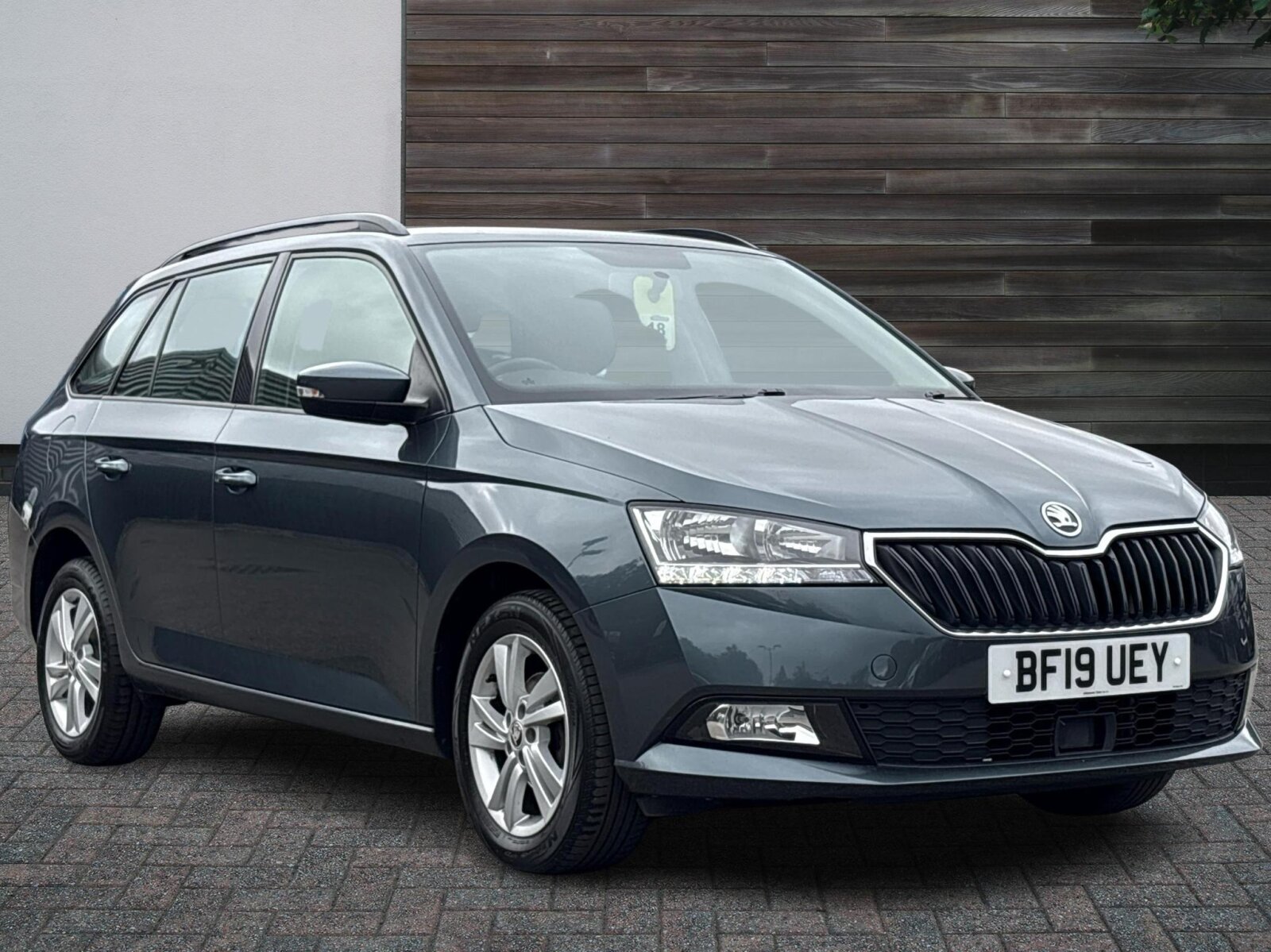 Main listing image - Skoda Fabia Estate
