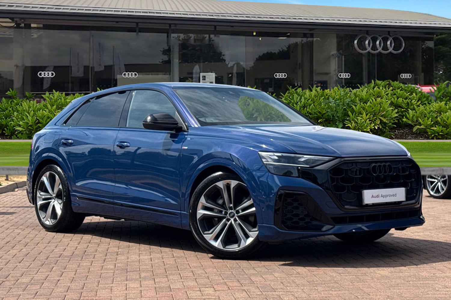 Main listing image - Audi Q8