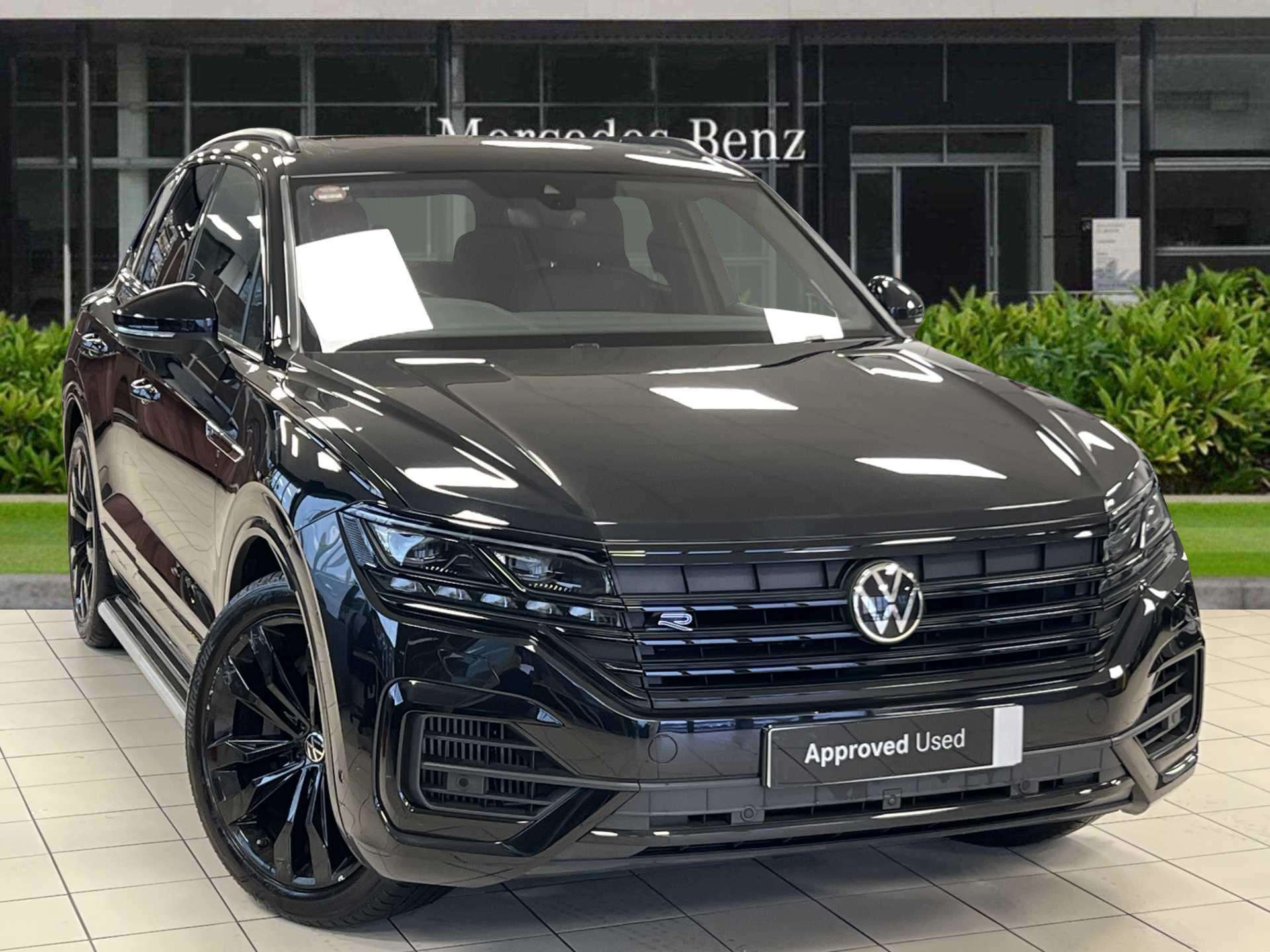 Main listing image - Volkswagen Touareg