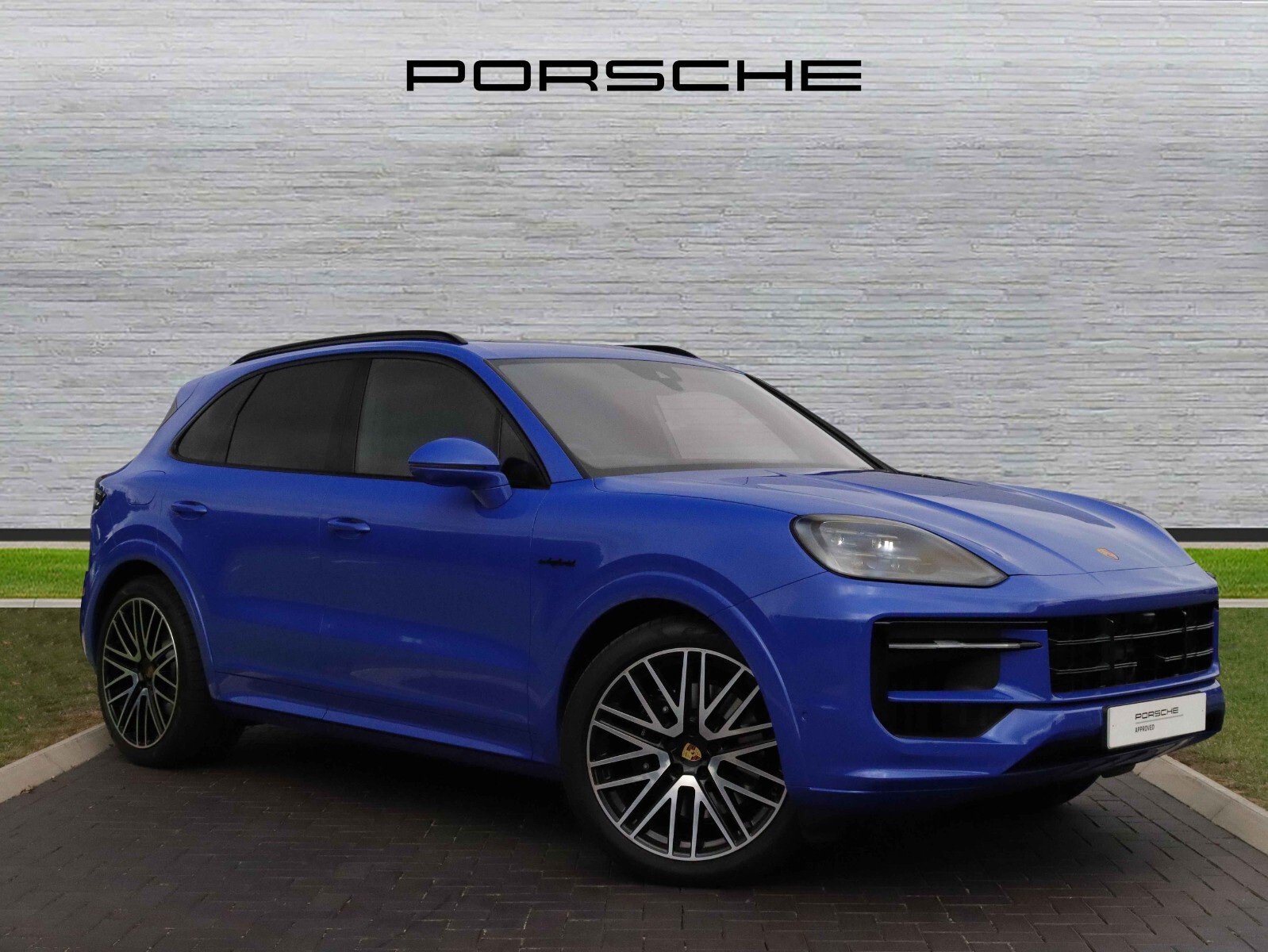 Main listing image - Porsche Cayenne