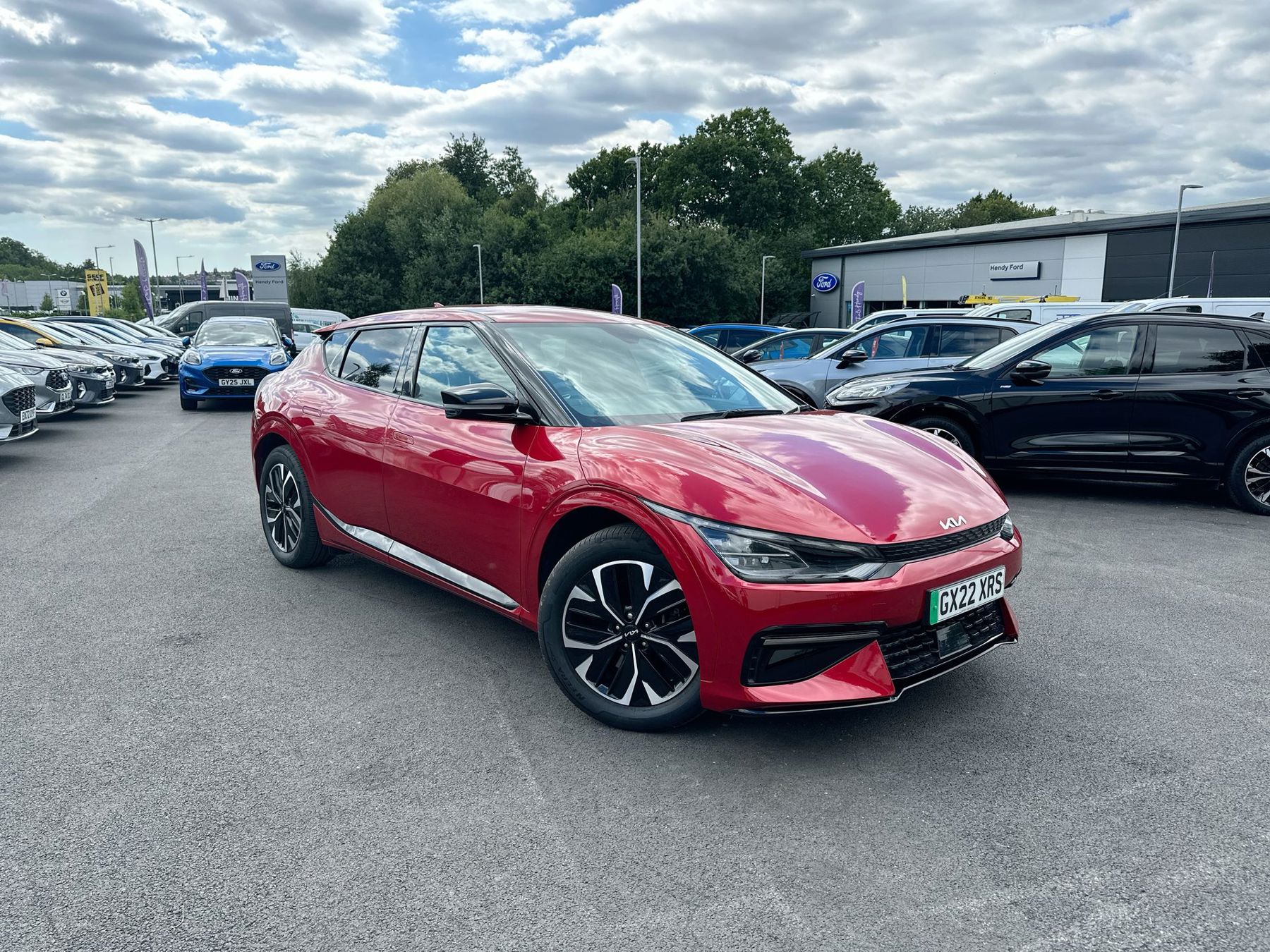 Main listing image - Kia EV6