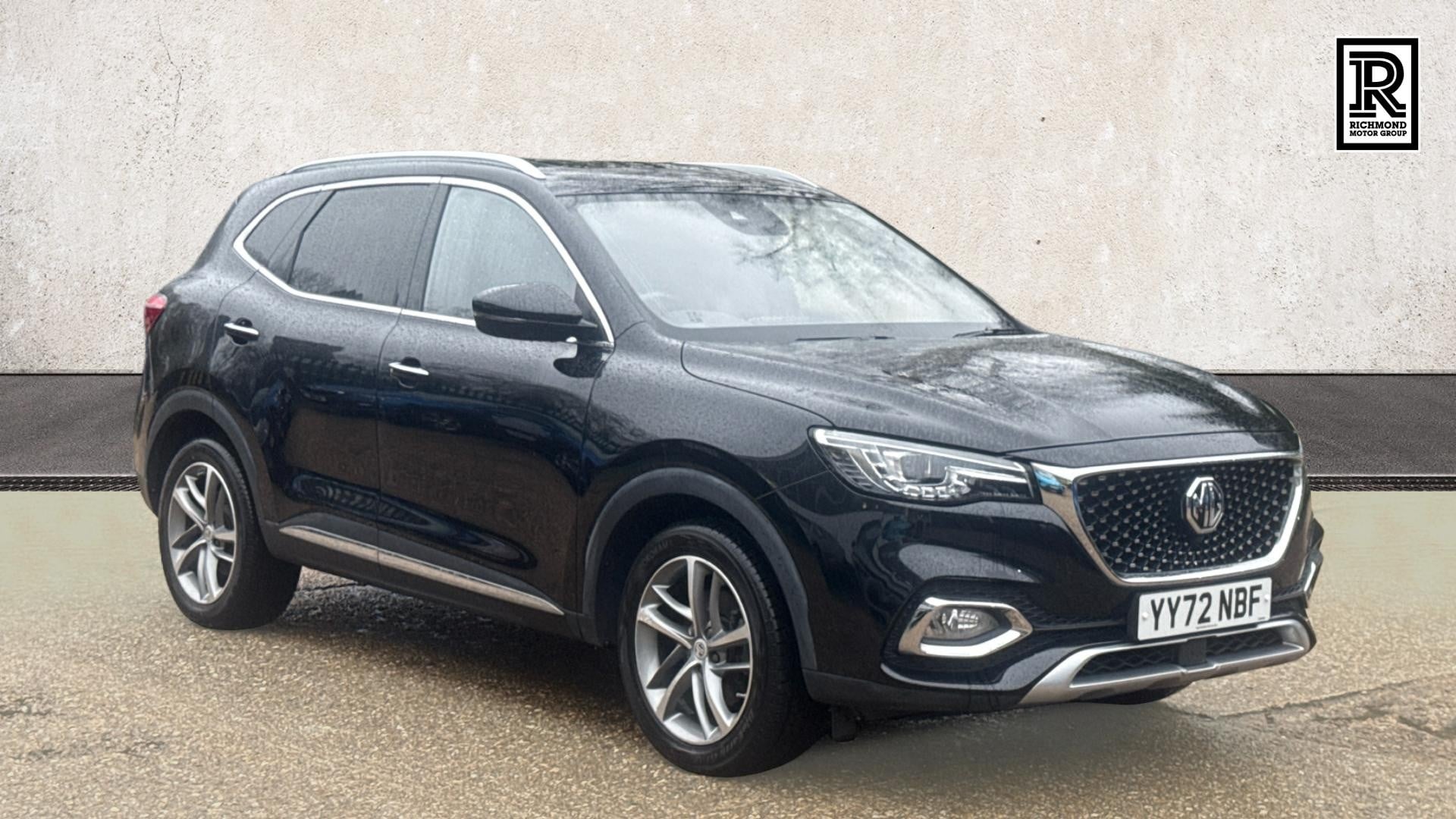 Main listing image - MG HS