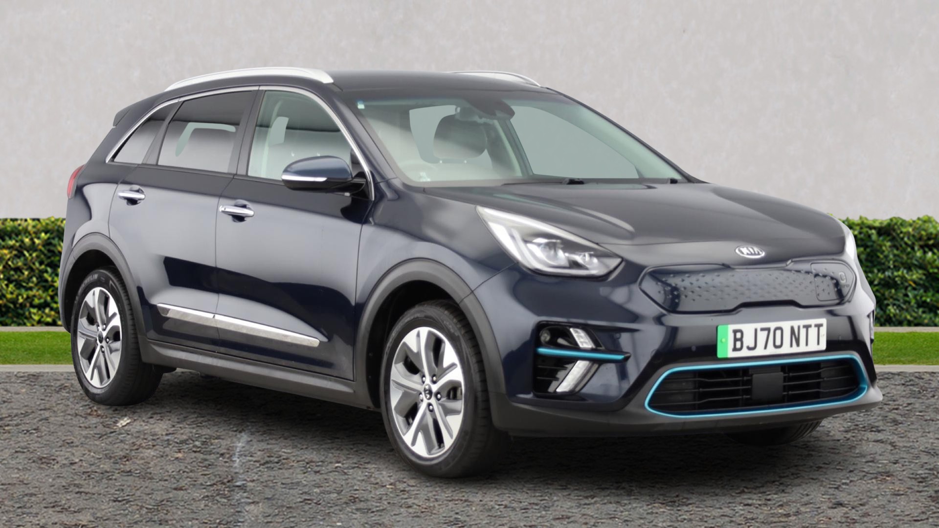 Main listing image - Kia e-Niro