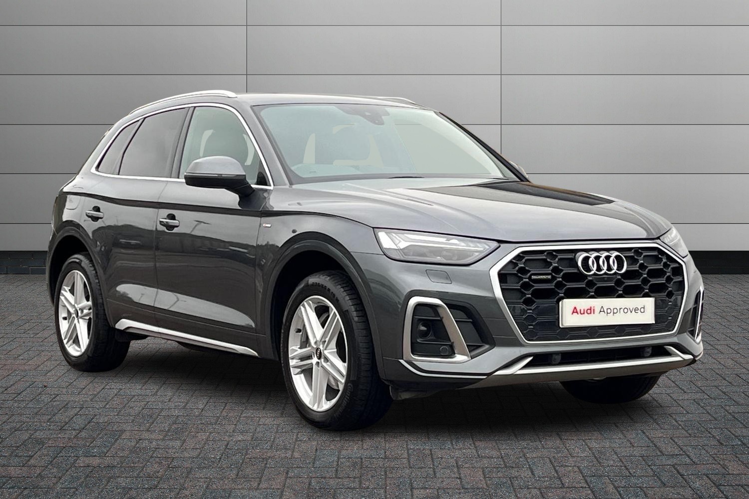 Main listing image - Audi Q5