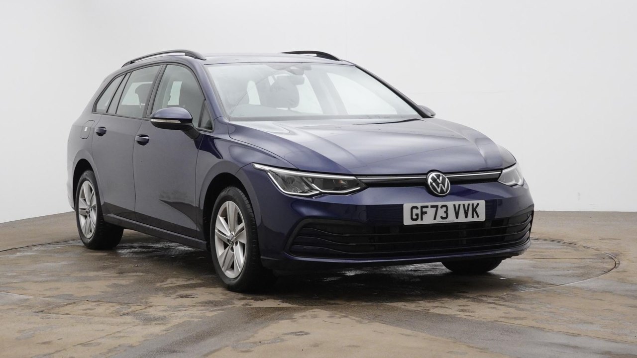 Main listing image - Volkswagen Golf Estate