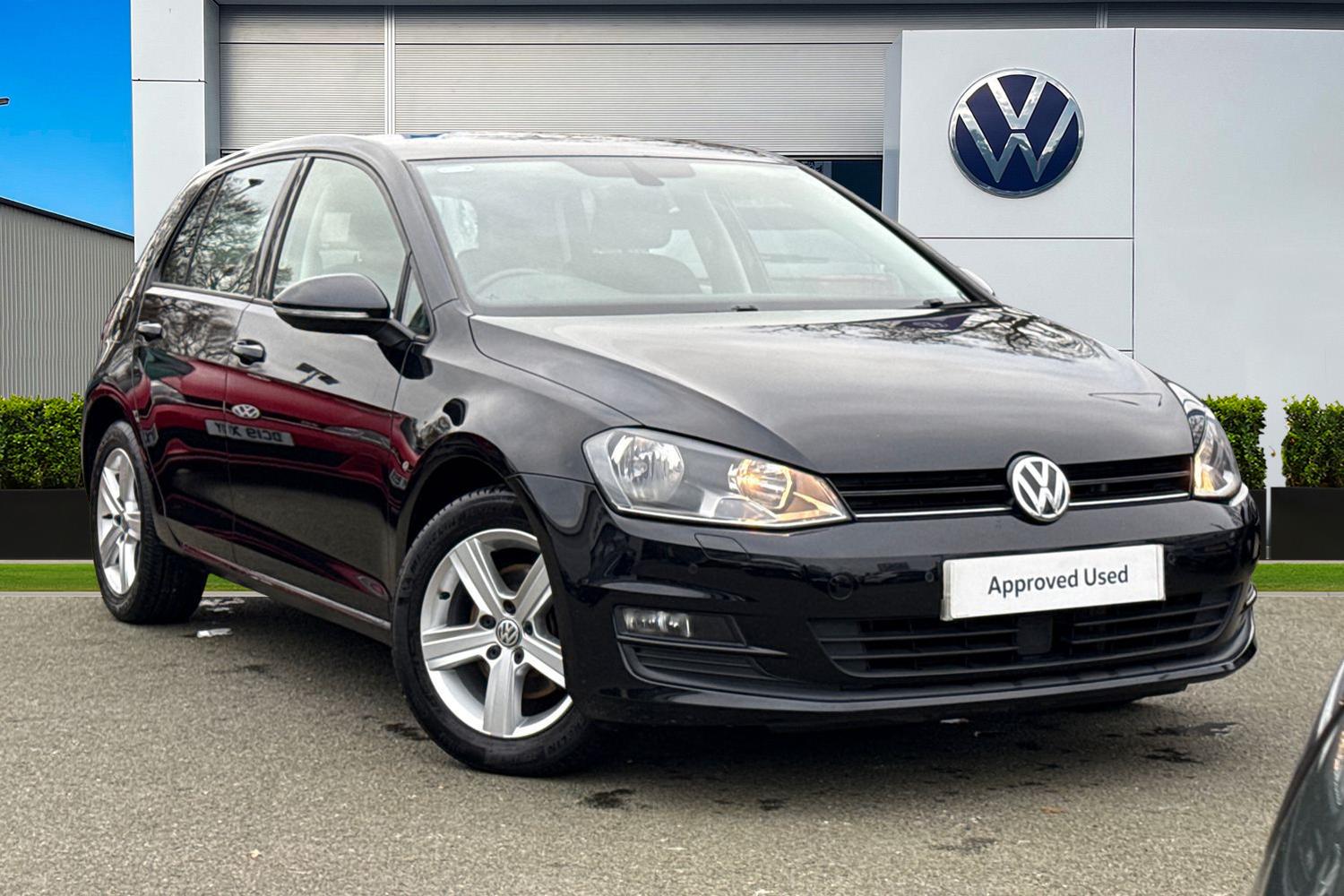 Main listing image - Volkswagen Golf