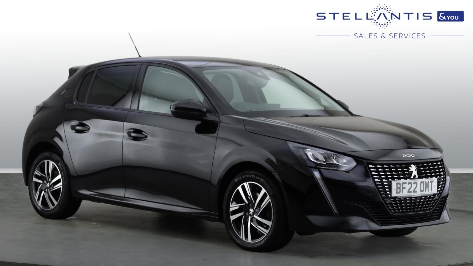 Main listing image - Peugeot 208