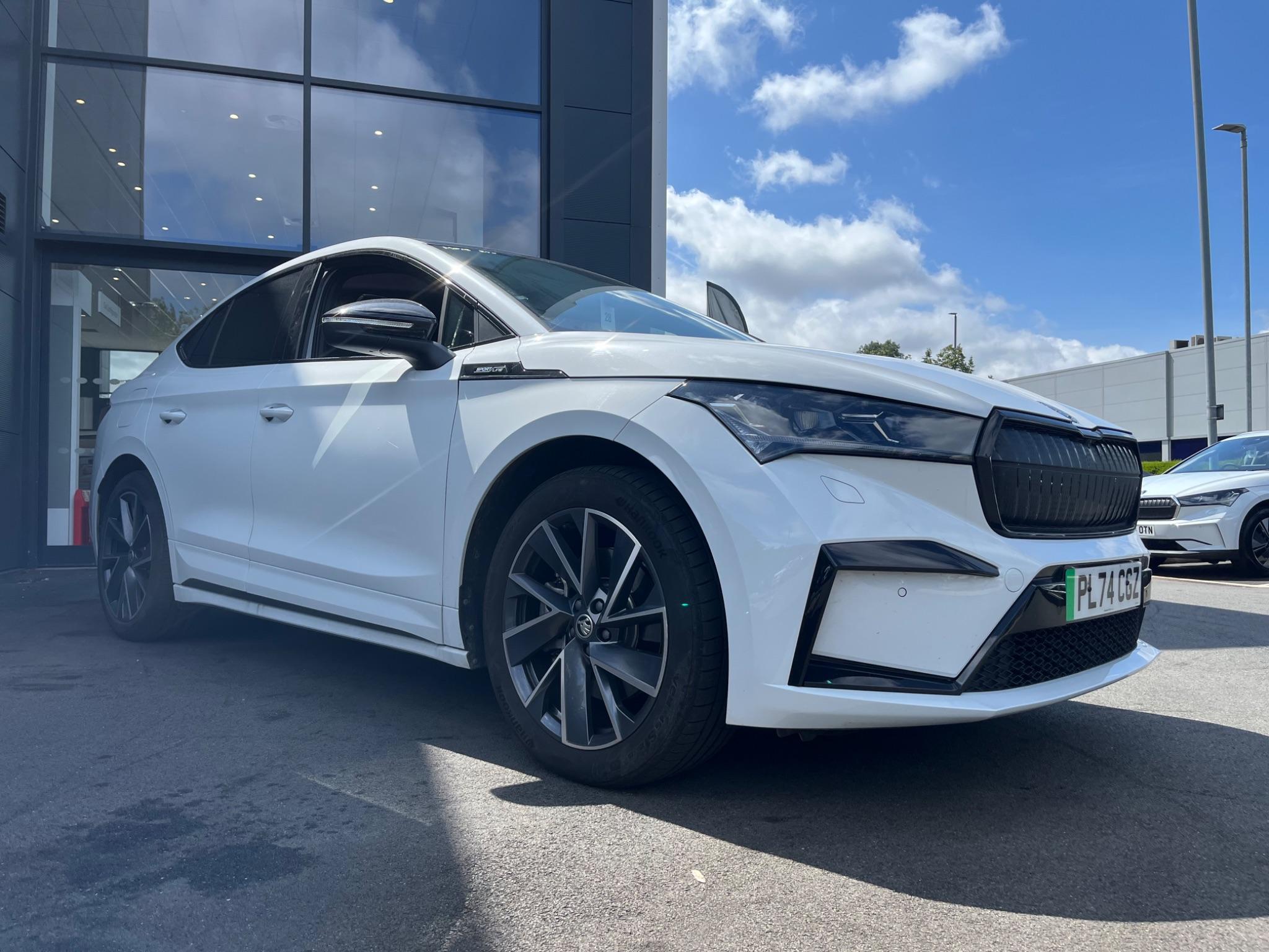 Main listing image - Skoda Enyaq