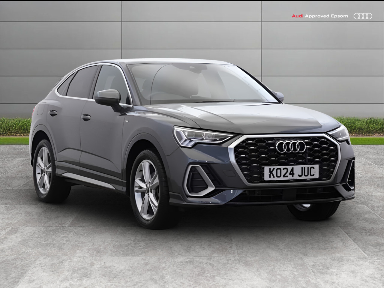 Main listing image - Audi Q3