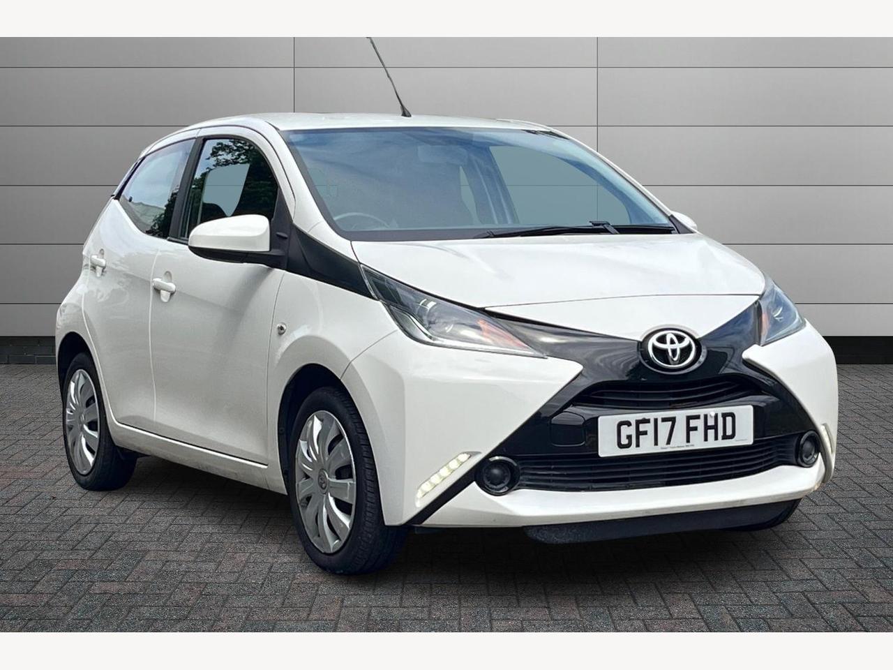 Main listing image - Toyota Aygo