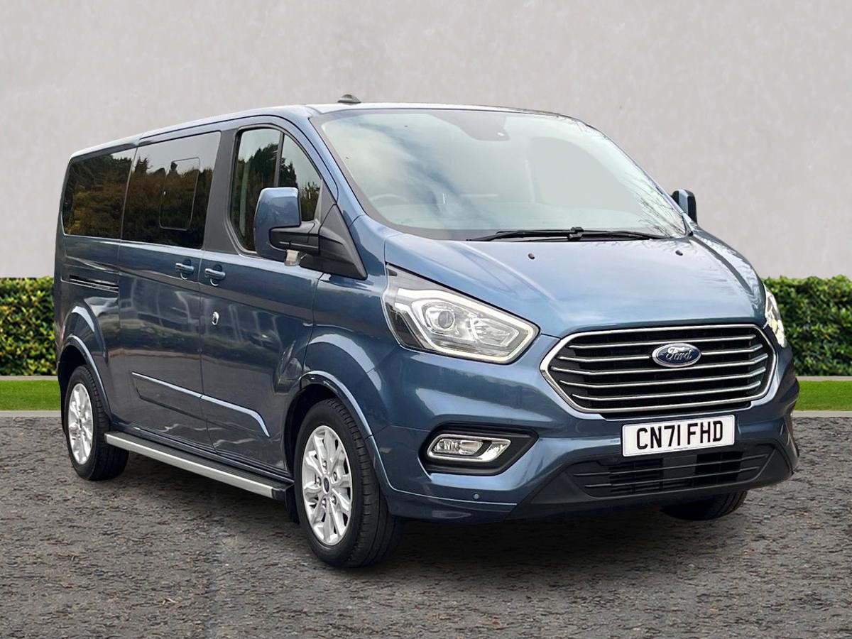 Main listing image - Ford Tourneo Custom